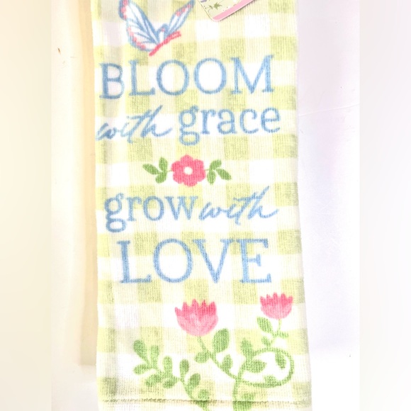 Set of 2 Bloom with Grace Grow with Love Kitchen Towels Green Checks Flowers - Picture 6 of 7